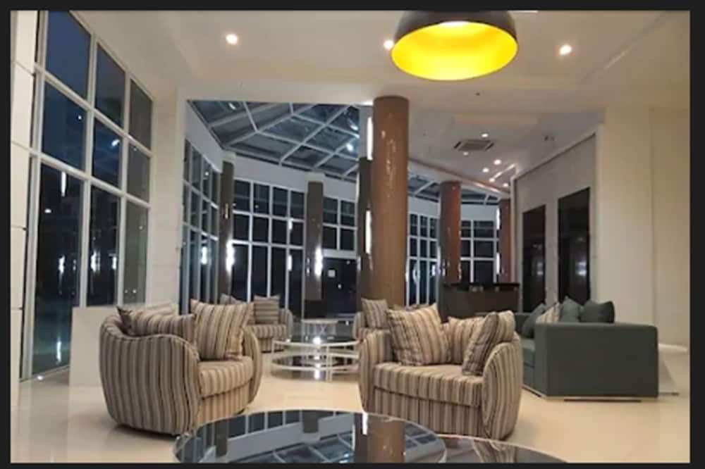 Porto Marina Mont Blanc Resort 2