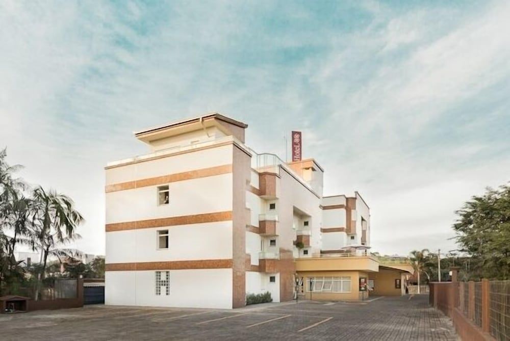 Hotel Dois H 3 estrelas em Joinville