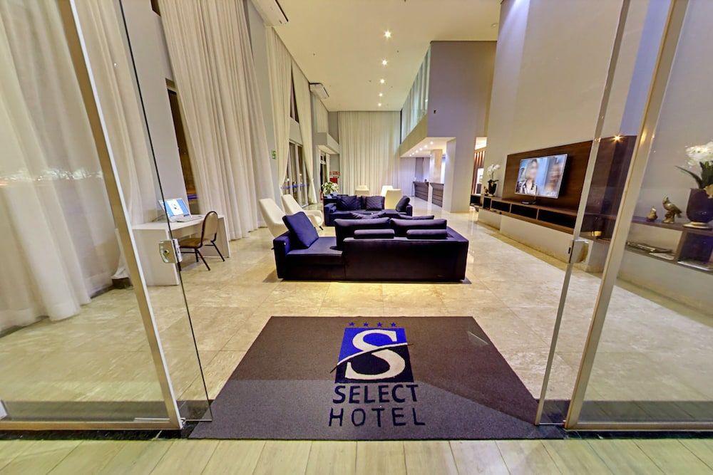 Select Hotel 1