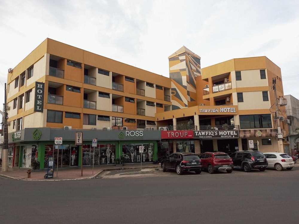 Tawfiq's Palace Hotel 2 estrelas em Barra do Garças