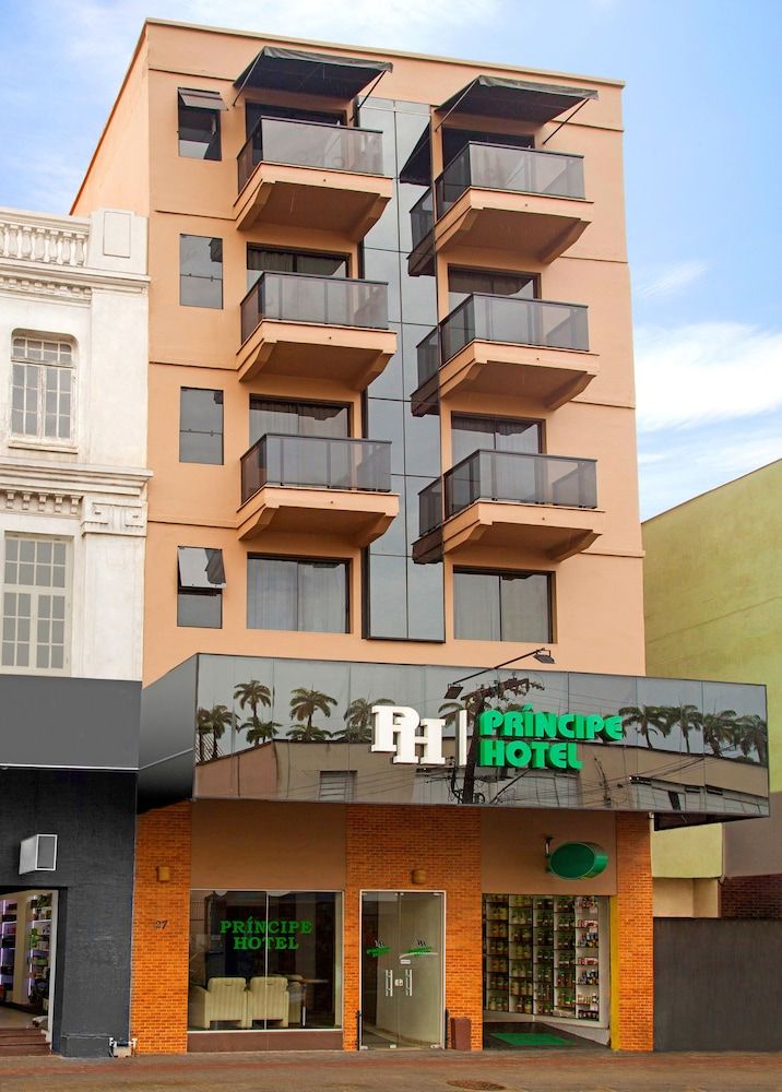 Hotel Príncipe 3 estrelas em Joinville