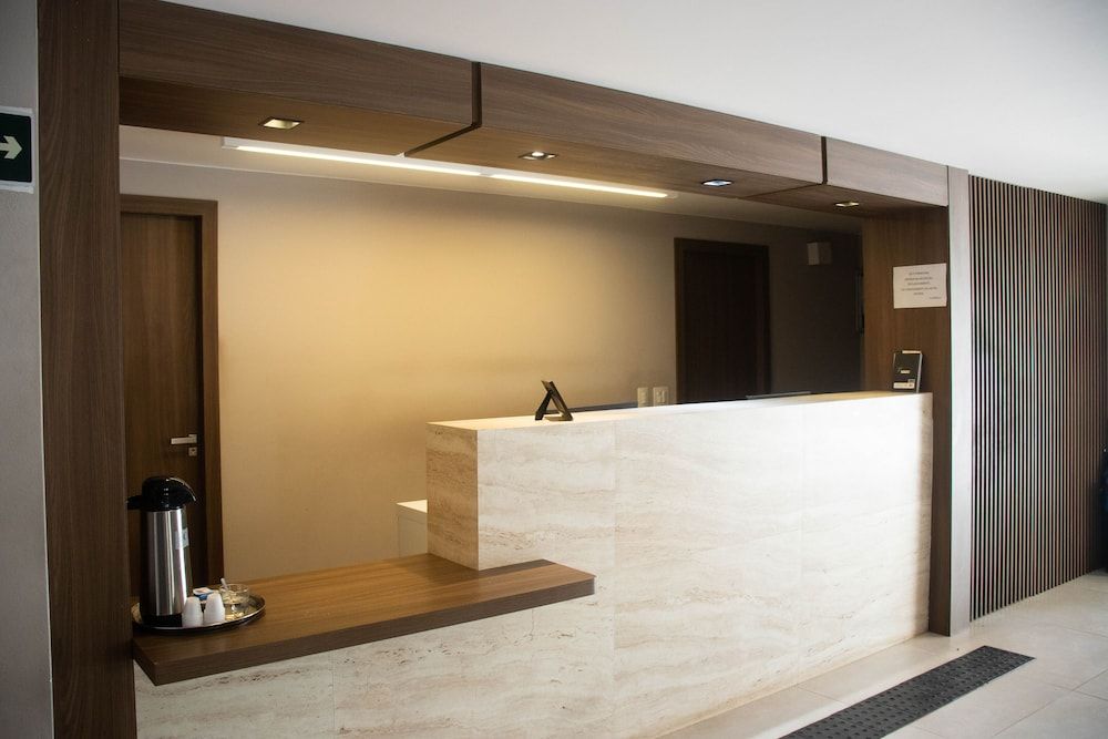 Riviera Hotel by Bsb Inn 3