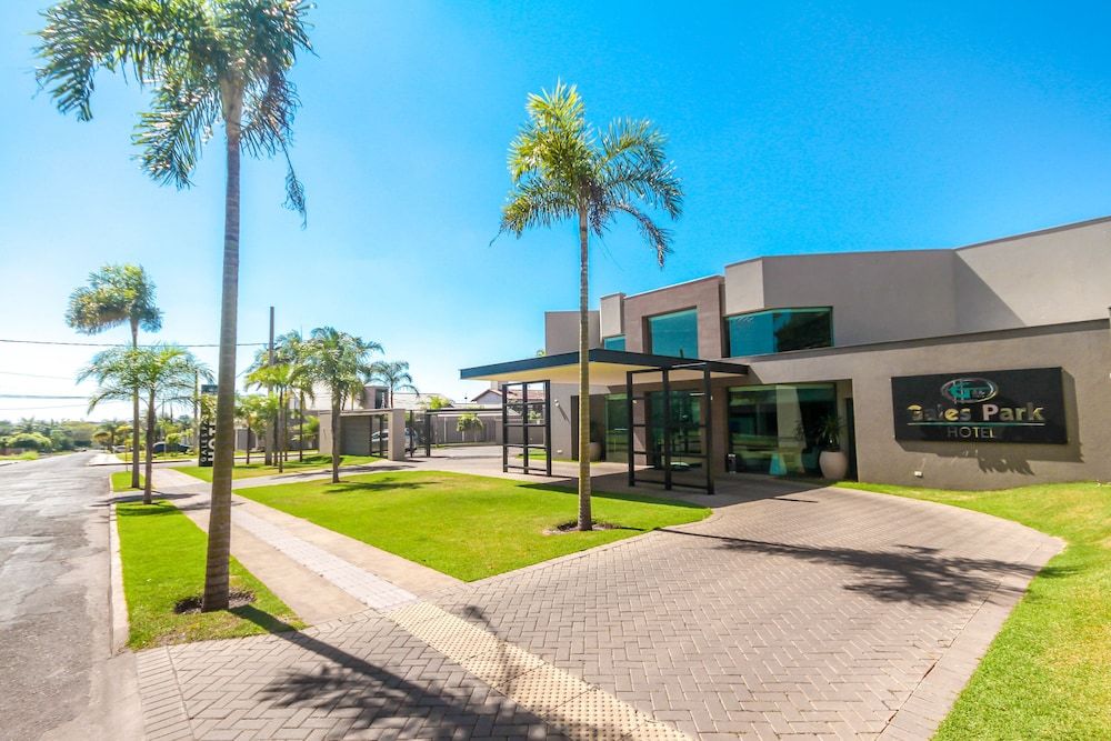 Gales Park Hotel 4 stelle a Dourados