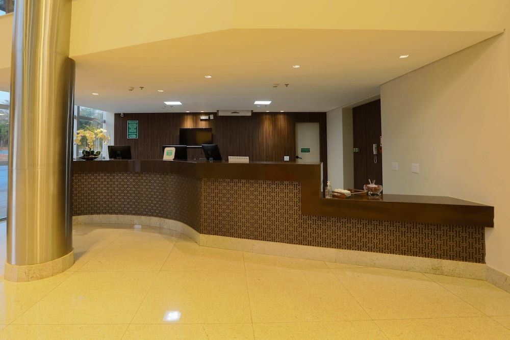 Hotel Amsterdam Montes Claros 3