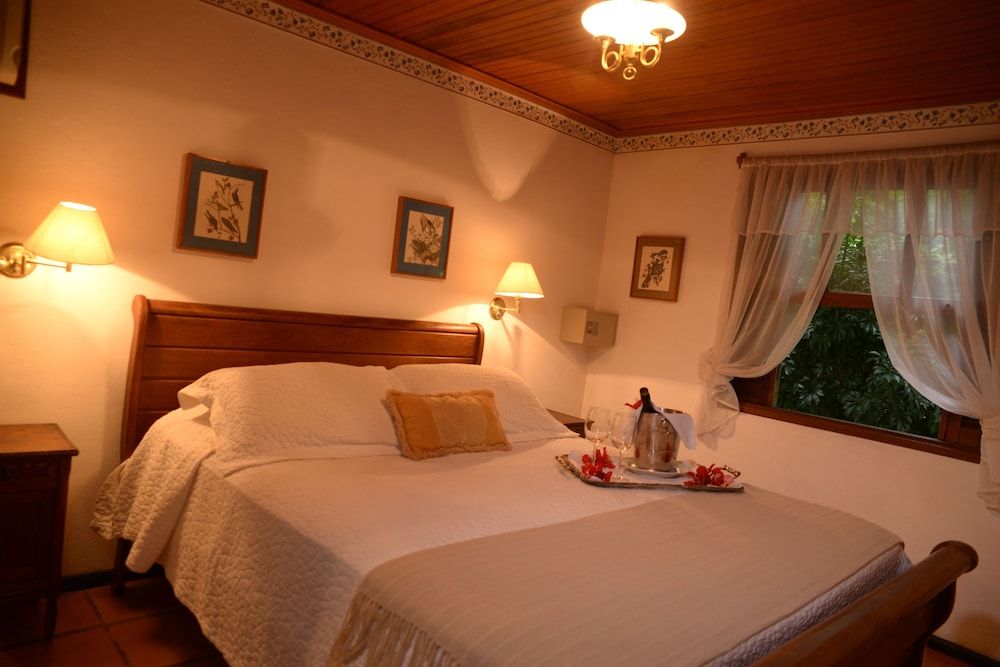 Hotel Pousada Esmeralda 1