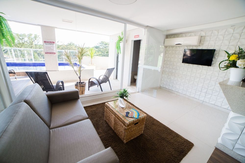 Serra Madre Residence 3