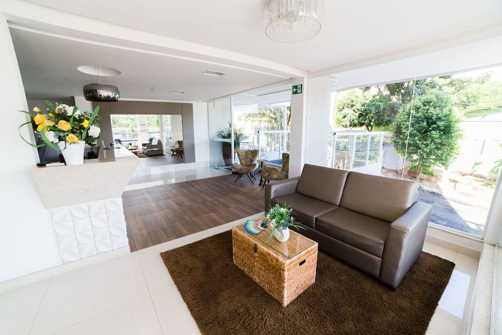 Serra Madre Residence 2