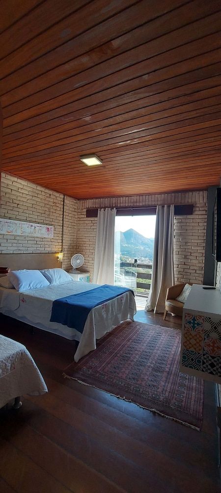 Pousada Vale das Flores