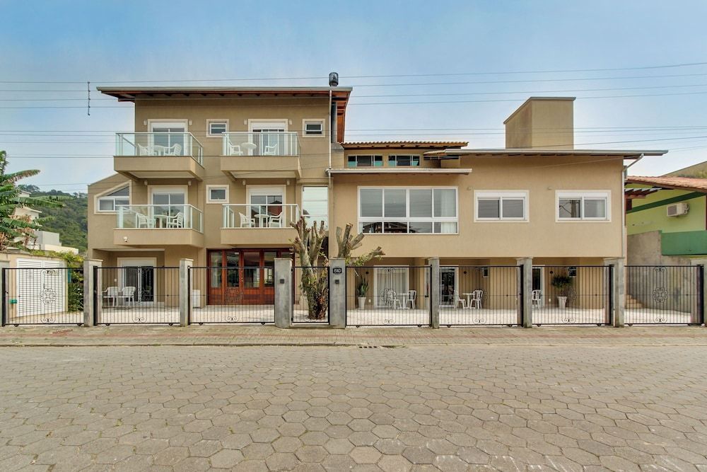 Residencial Casa Flora