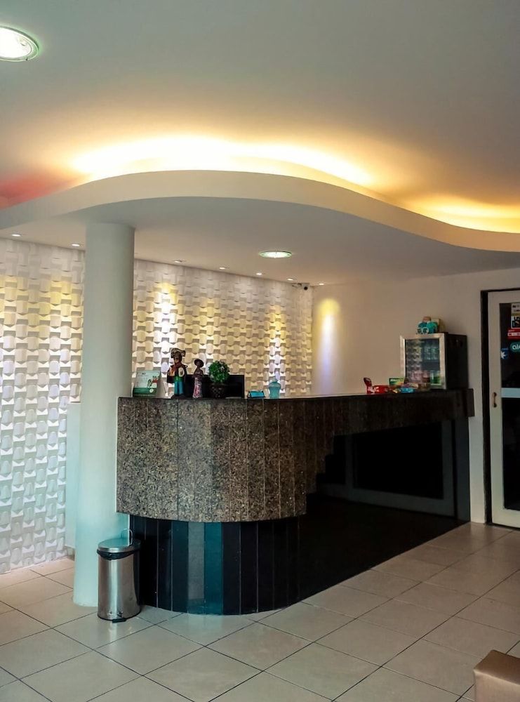 Center Plaza Hotel 2