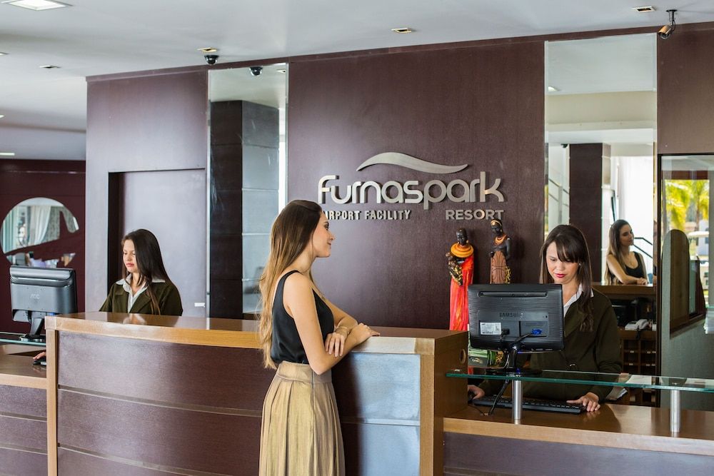 Ramada by Wyndham Furnaspark 2