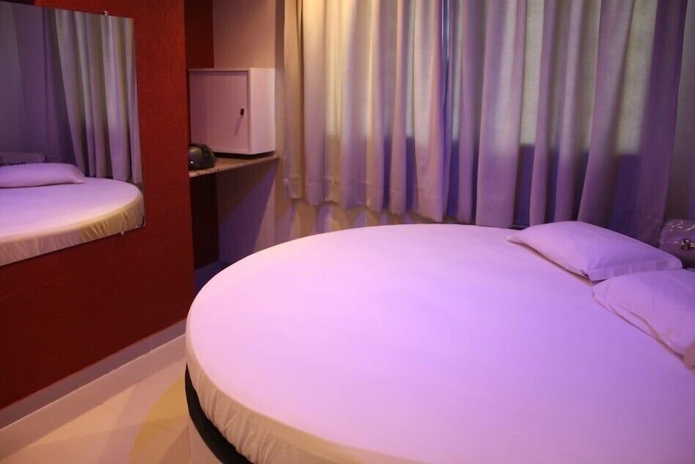 Bangalô Motel - Adults Only 3