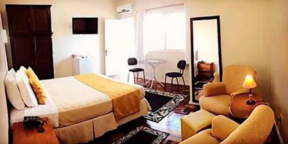 Hotel Ibiá 3 estrelas em Montenegro