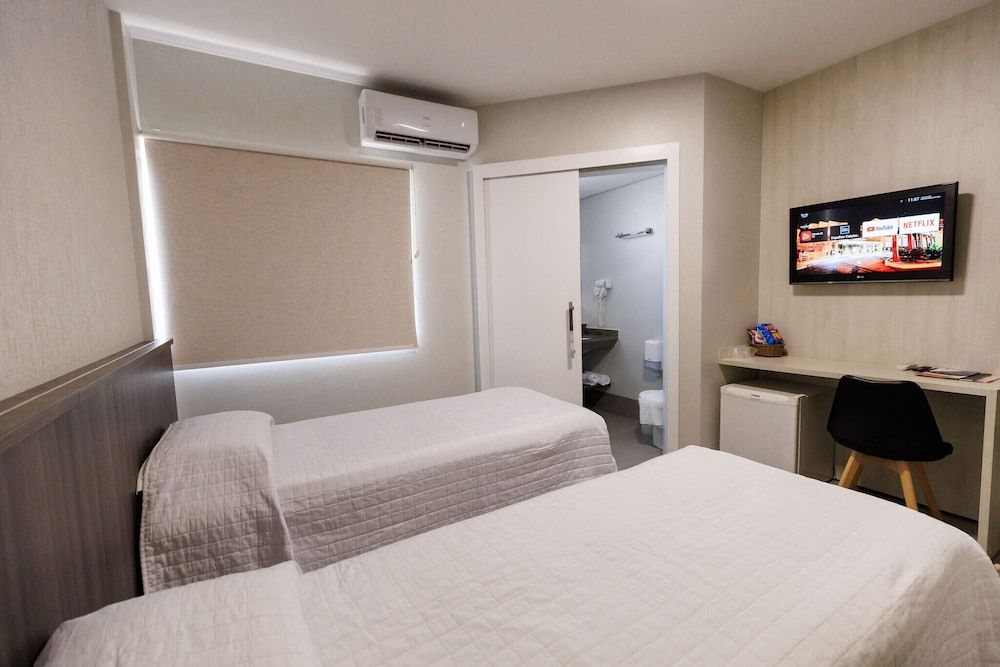 Tonello Business Hotel 3