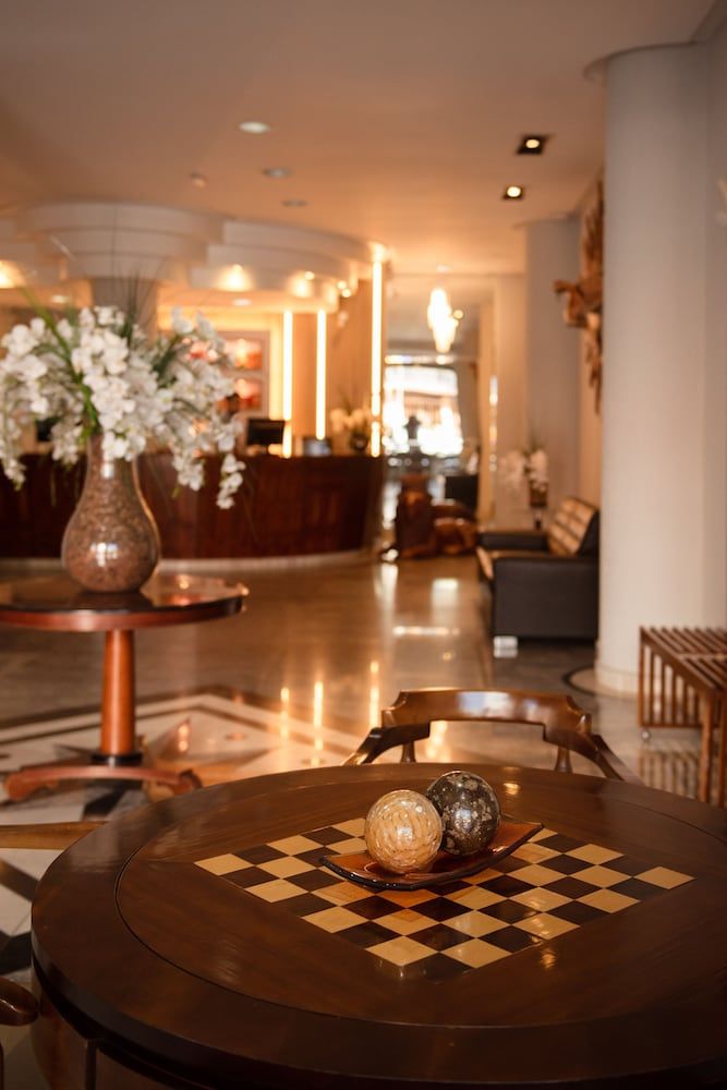 River Palace Hotel 2