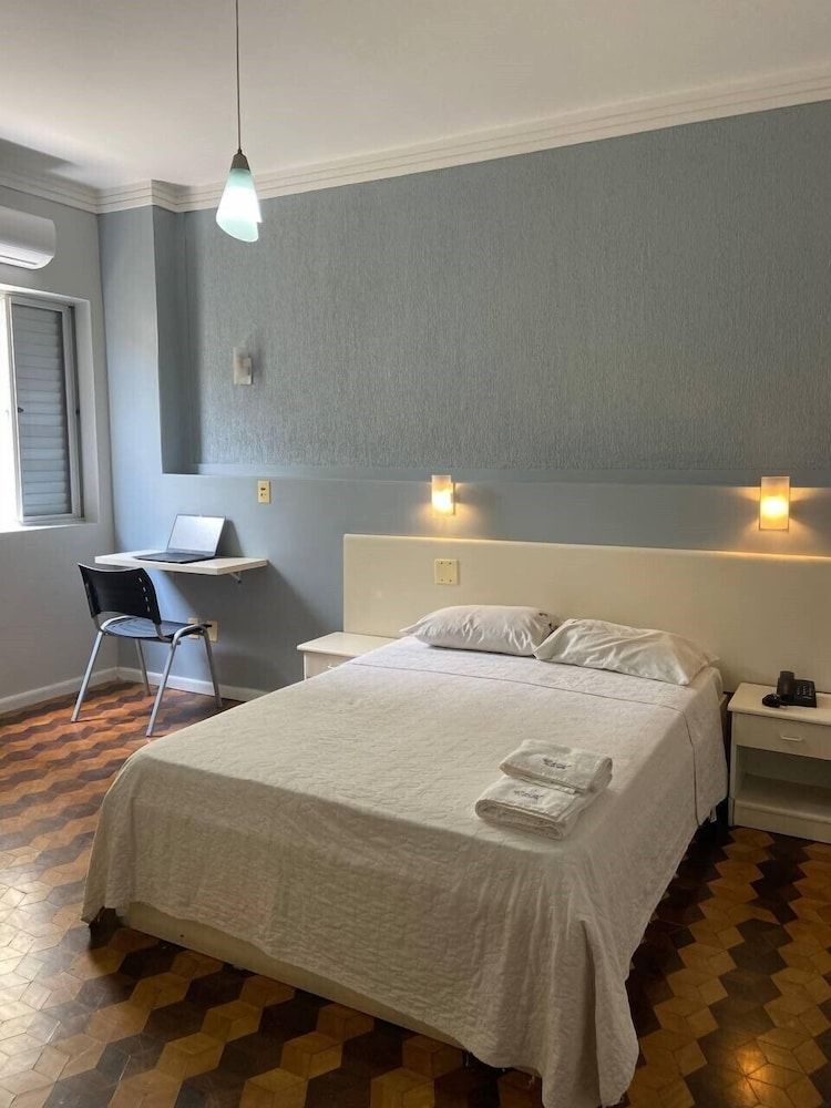 Oscar Palace Hotel 2 estrellas en Tubarão