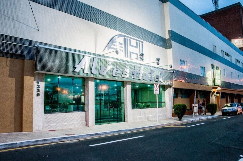 Alves Hotel 3 estrelas em Marília