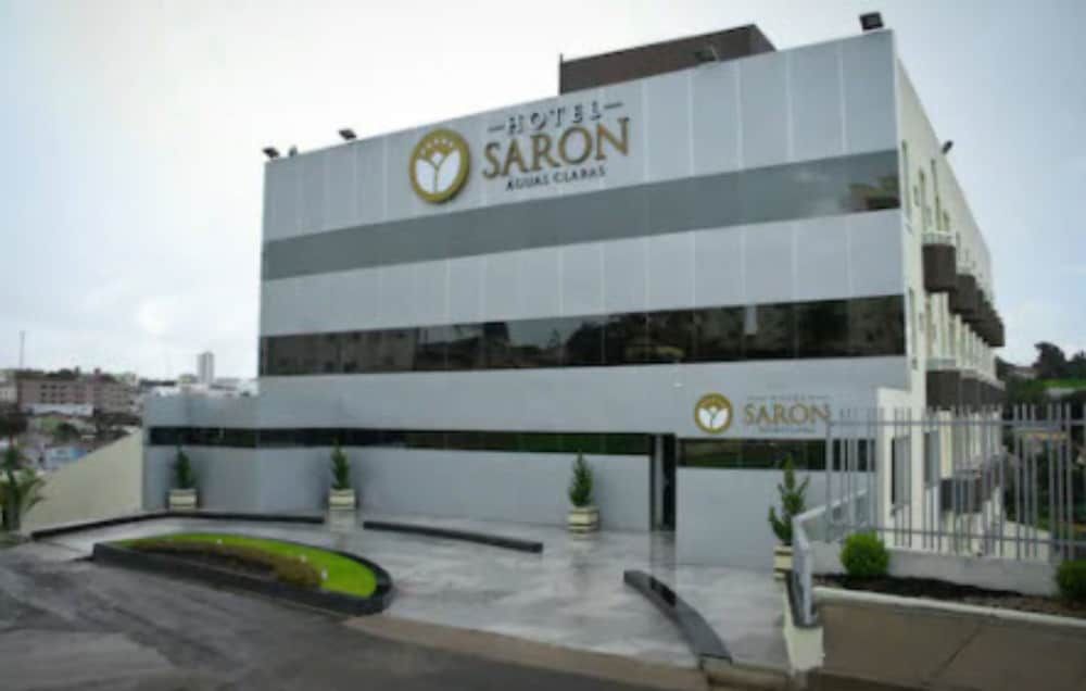 Hotel Saron 4 estrelas em Luziânia