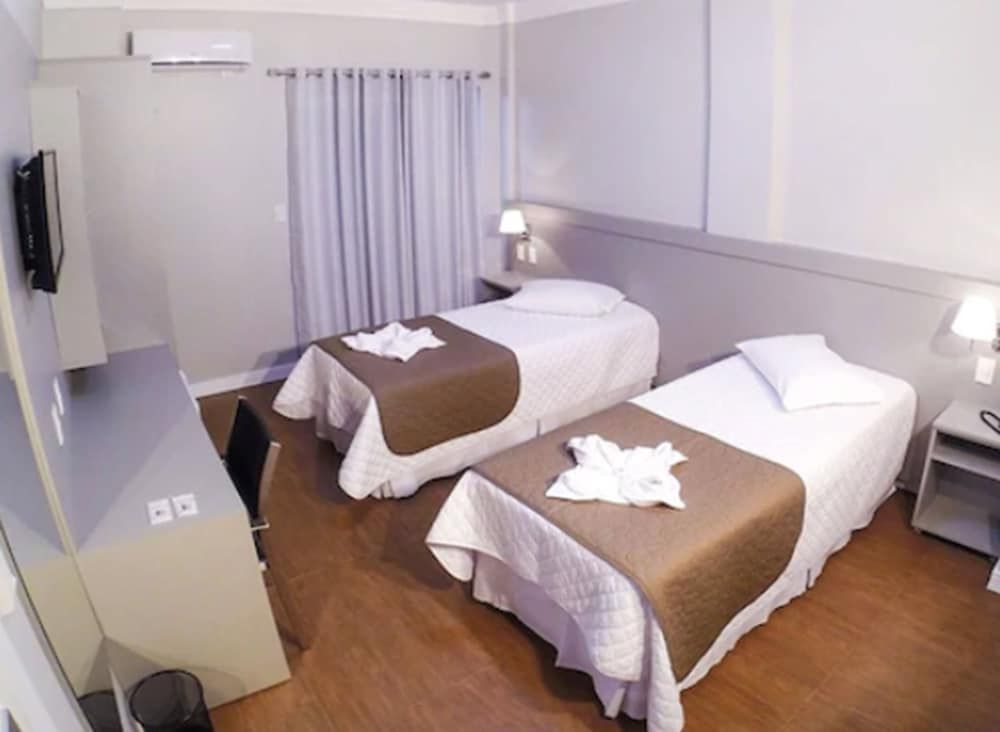 Seville Park Hotel 3