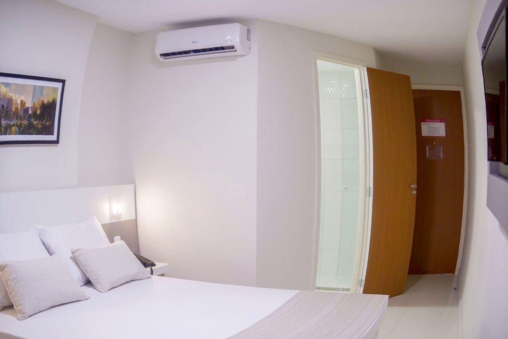 Bristol Easy Hotel - Rio Bonito 3