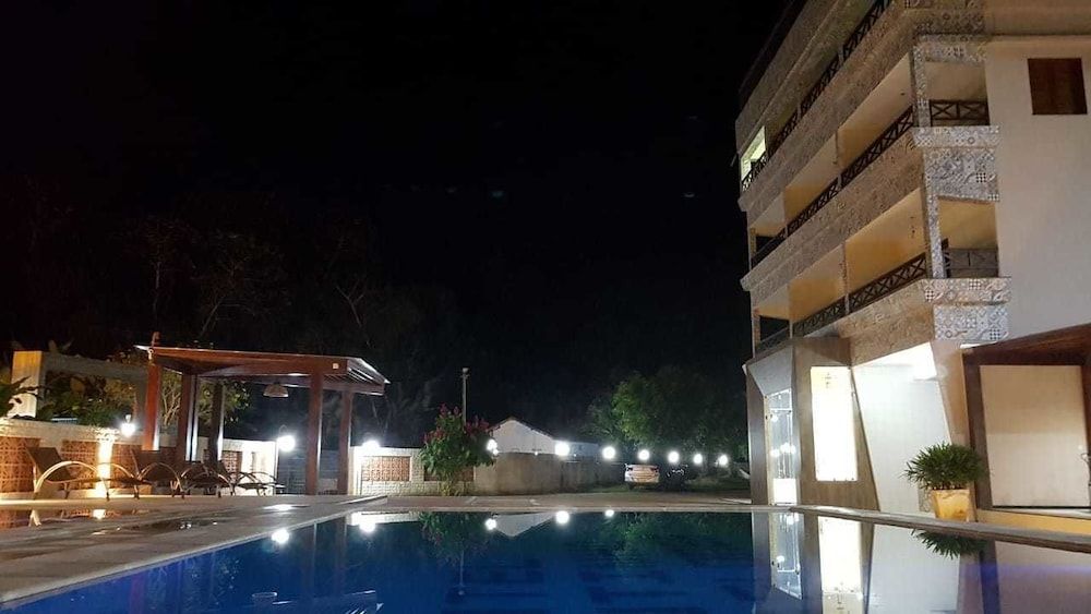 Hotel Cantinho Das Flores 2