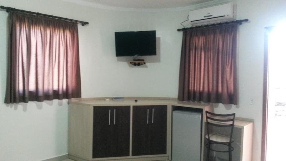 Hotel e Espetaria Della Vita 3