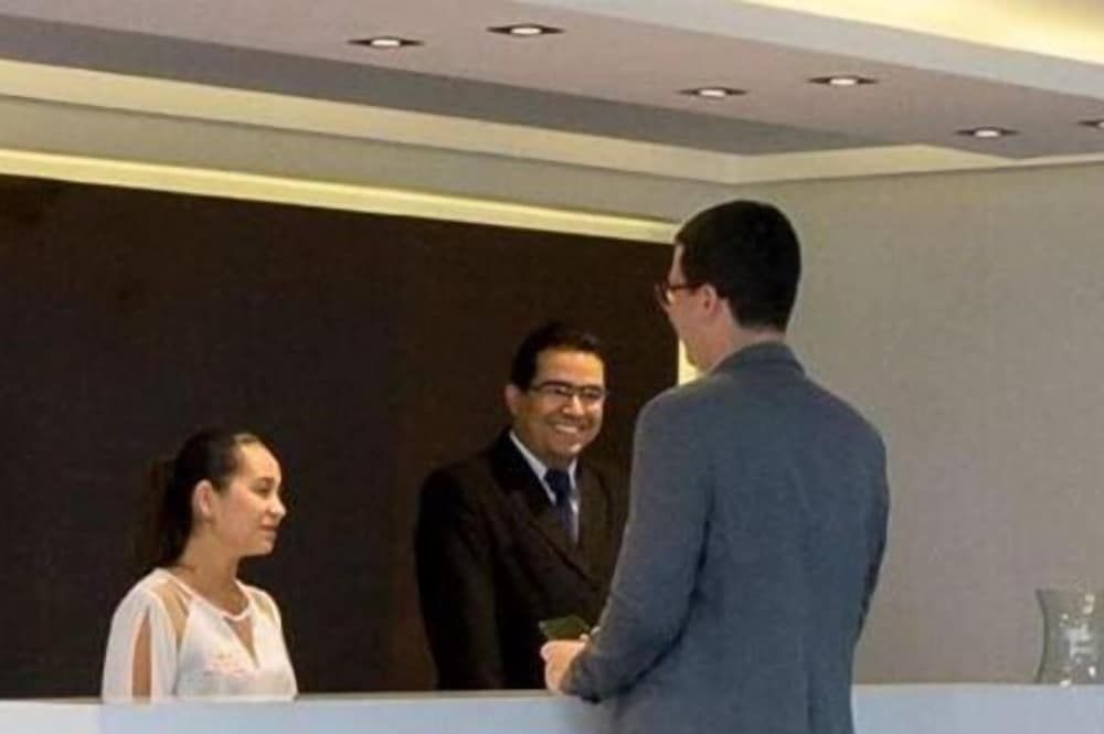 Hotel Real Executive 2