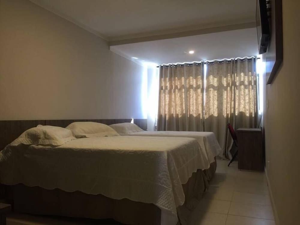 Village Plaza Hotel 4 estrelas em Barbacena