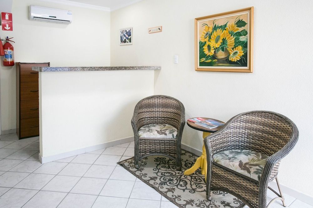 Bombinhas Praia Apart - Rua Corrupião 3