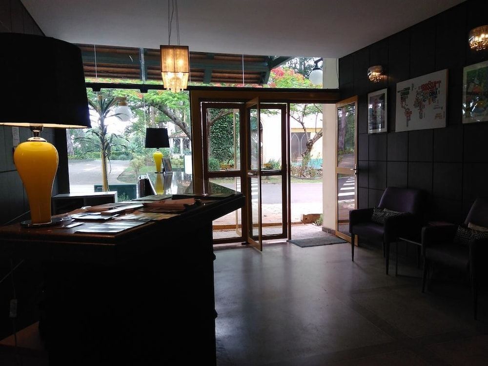 Casa Amarela Executive Hotel 2