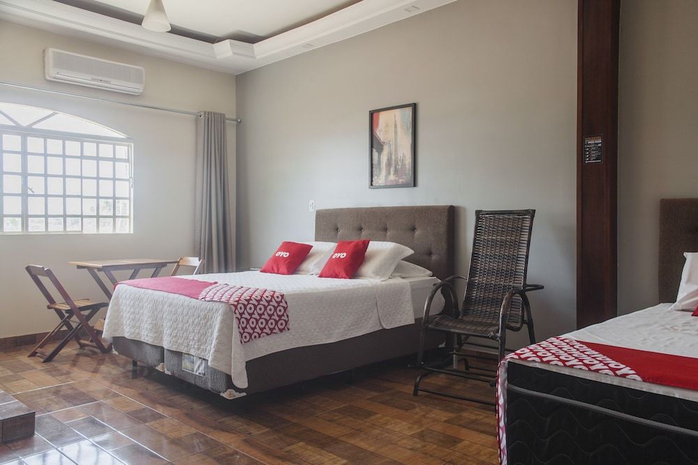 OYO M&J Hotel 5 stelle a Santo Antônio do Descoberto