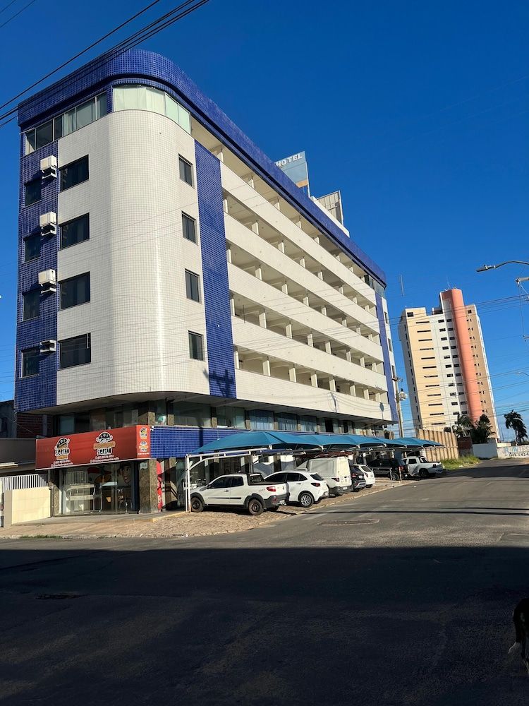 Kris Hotel -1 estrellas en Petrolina