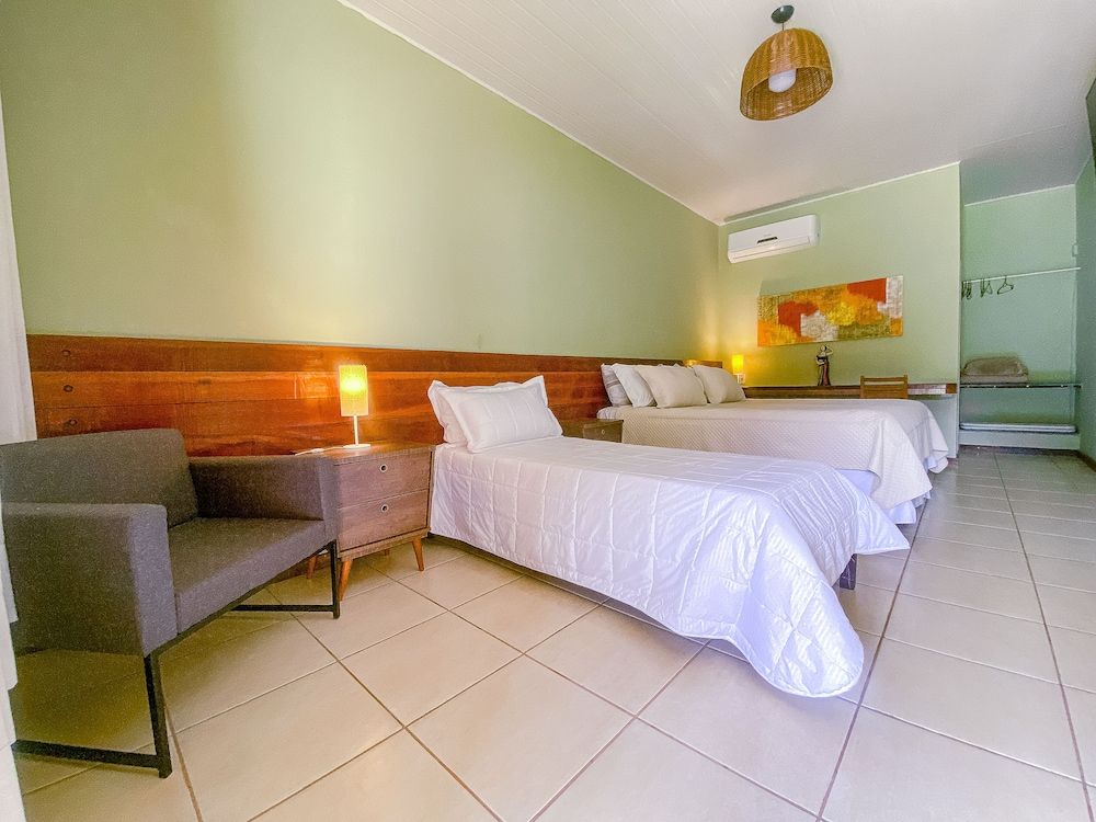 QUATRO ESTAÇOES PESQ. E HOTEL FAZENDA 3