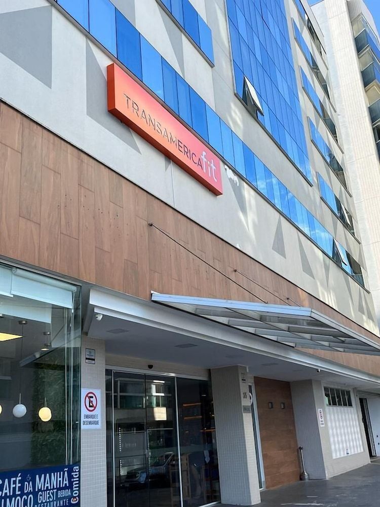 Transamerica Fit Vitória Praia de Camburi 3 estrelas em Vitória