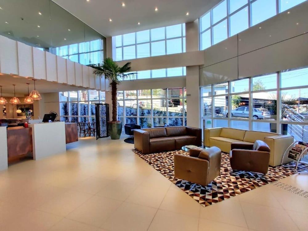 Mogano Express Hotel 3