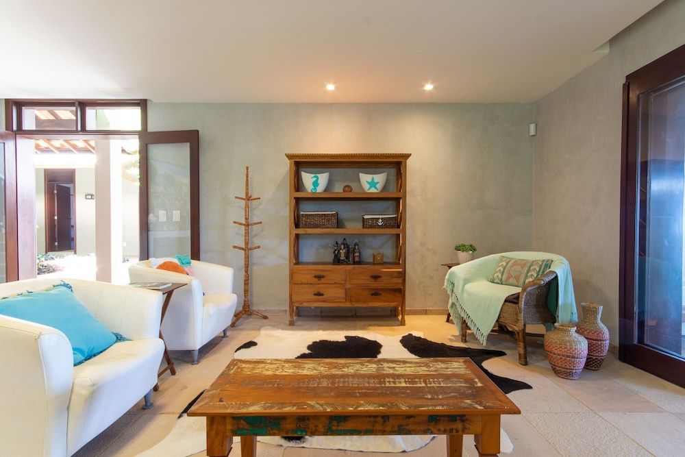 Seaside House on Porto Mirim Beach 2