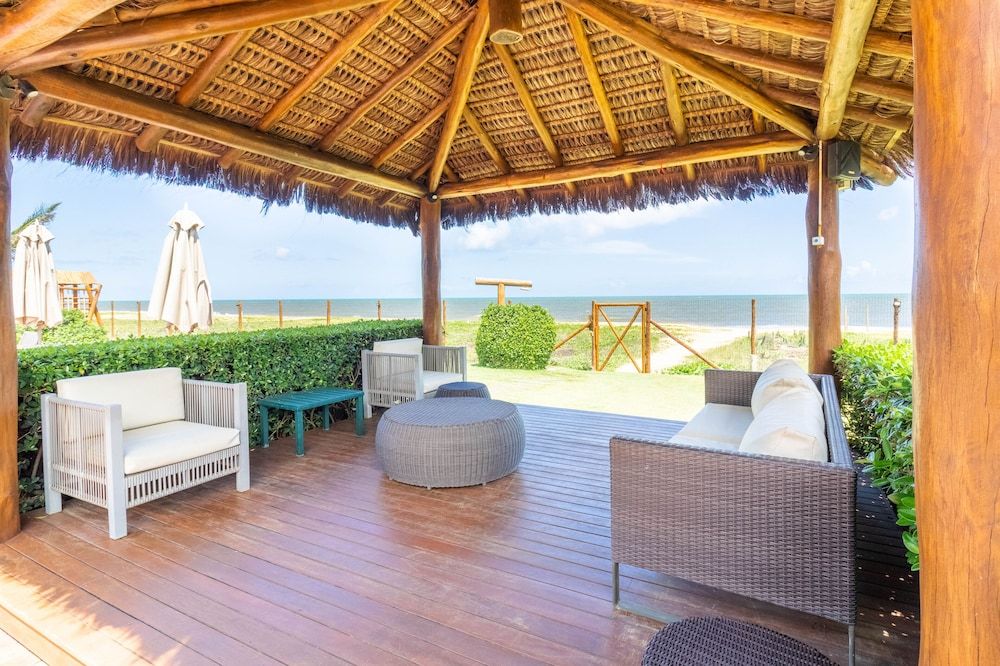 IT27 Village 3 Suítes Pé na Areia 2