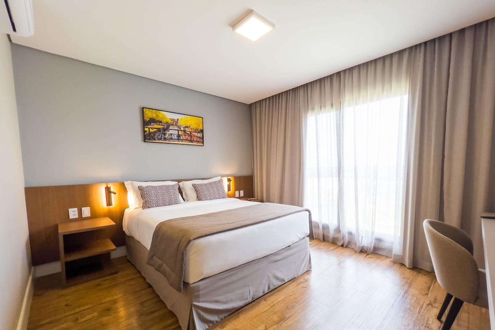 Royal Tulip Holambra 3