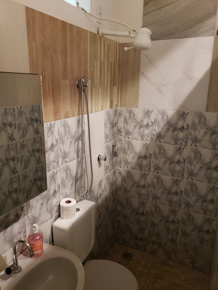 Kitnet perto da Primeira Praia 3