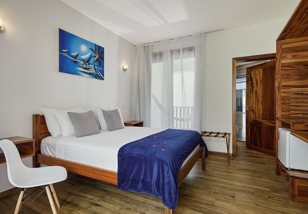 AIOLOS HOTEL & DISCOVERIES 3