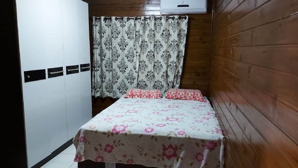 Casa com Piscina em Gov Celso Ramos - SC 2