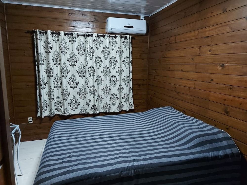 Casa com Piscina em Gov Celso Ramos - SC 3