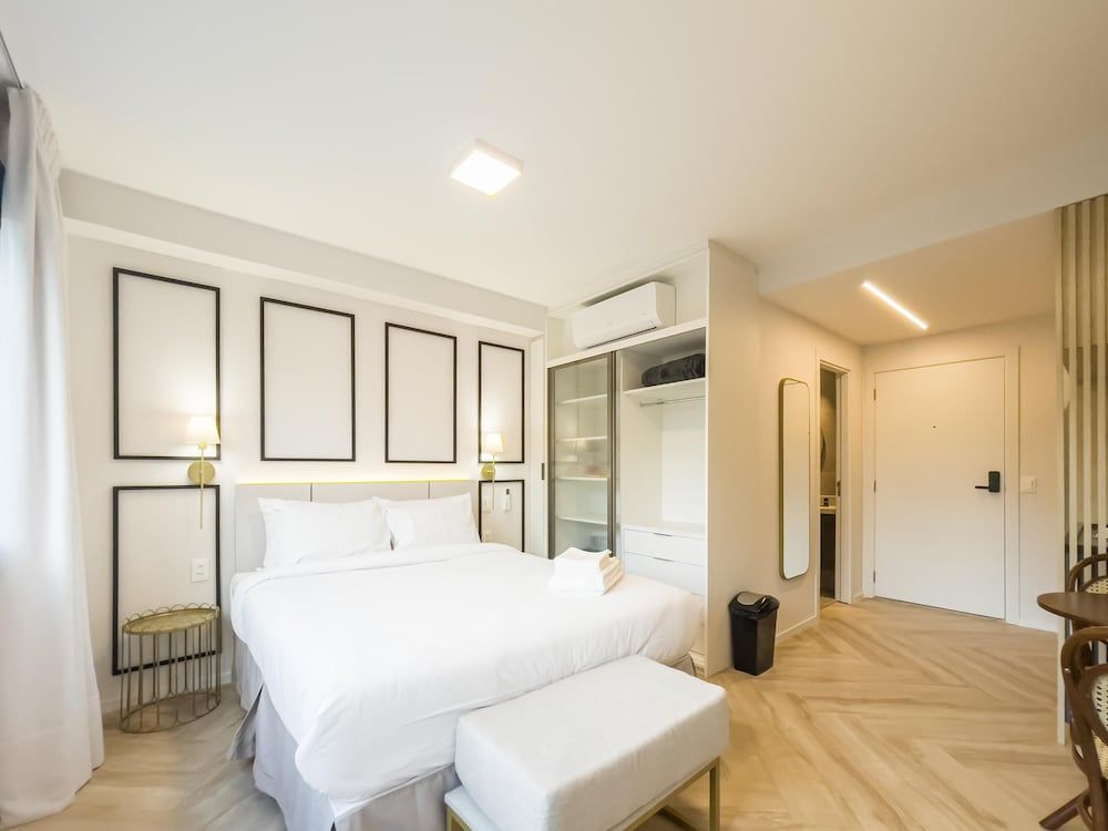 Charlie Porto Alegre Moinhos