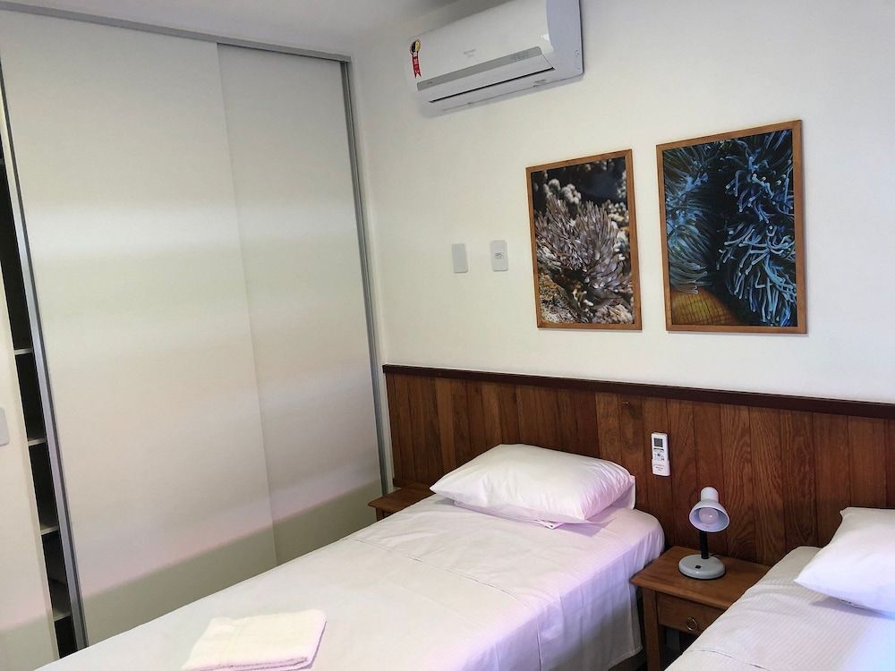 Apartamento na região de Guarajuba 2