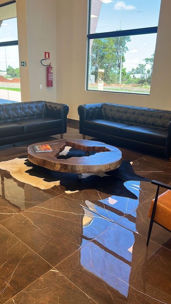 Cerrado Plaza Hotel 2