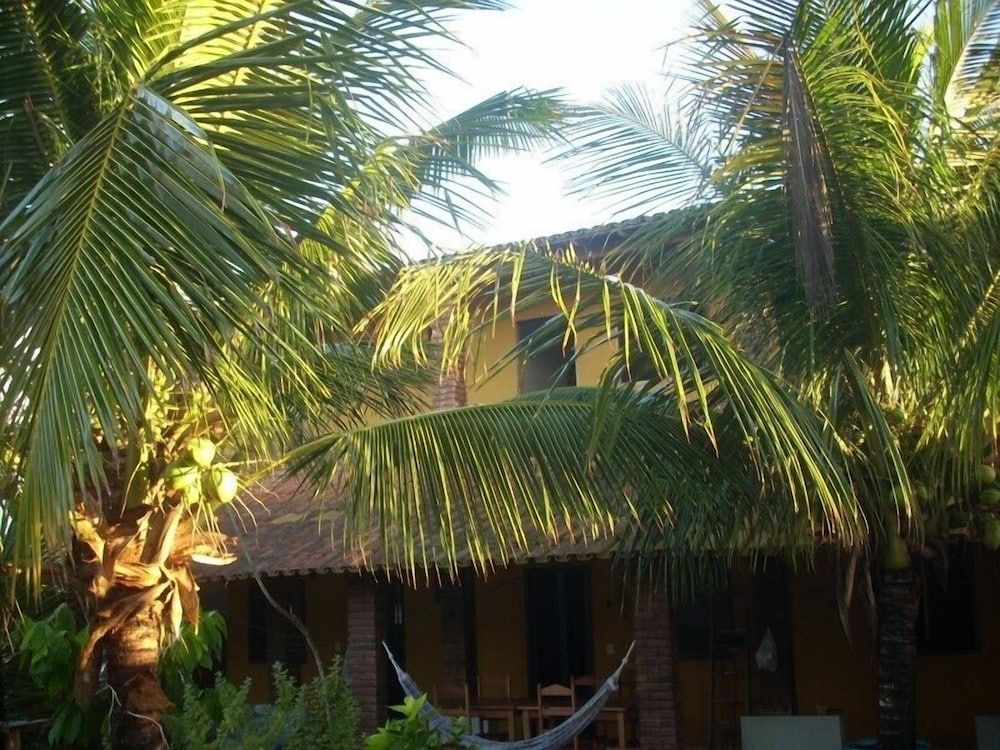 POUSADA ÁGUA DE COCO