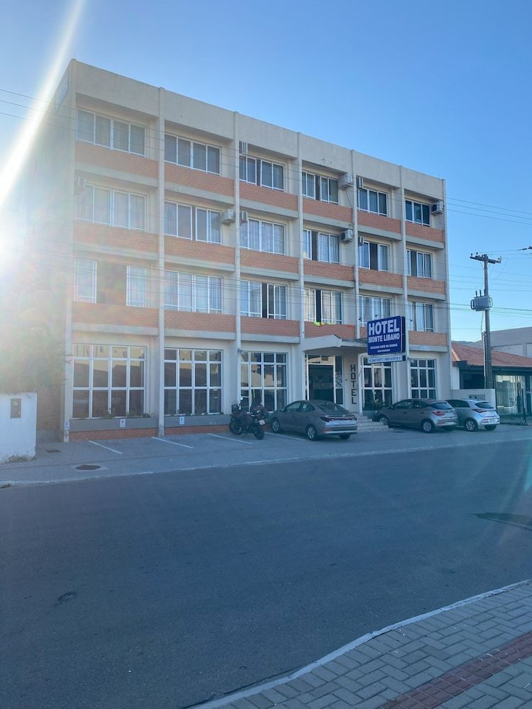 Hotel Monte Líbano 2 estrelas em Laguna