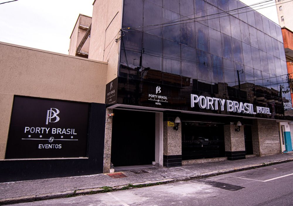 Porty Brasil 4 estrelas em Paranaguá