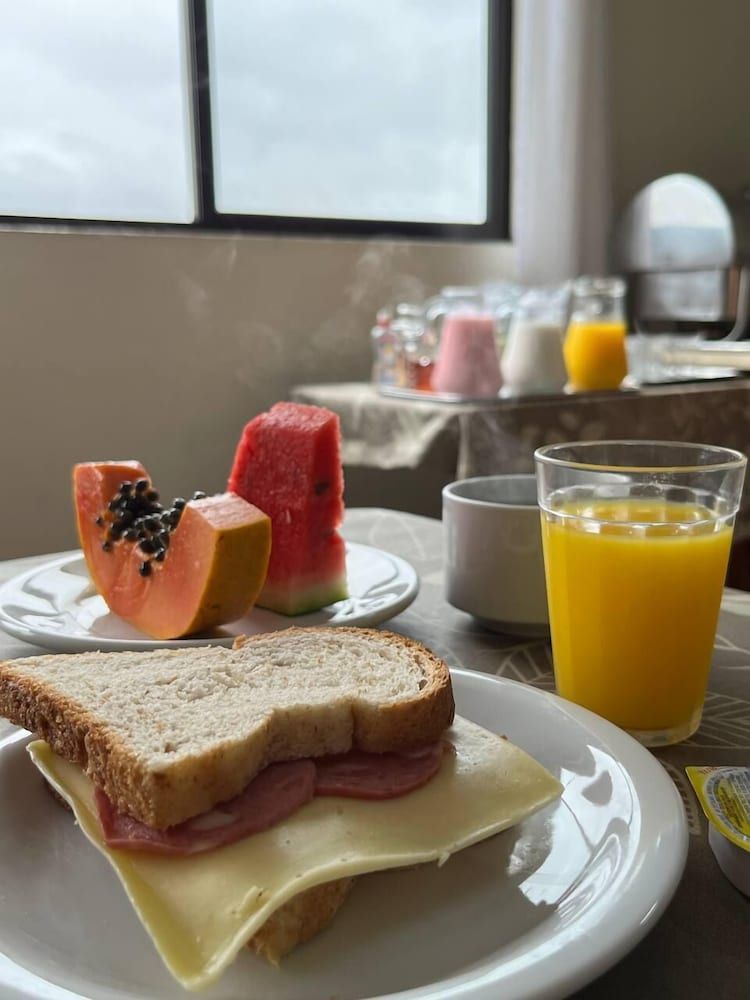 ACOMODARE HOTEL 2 estrellas en Tubarão