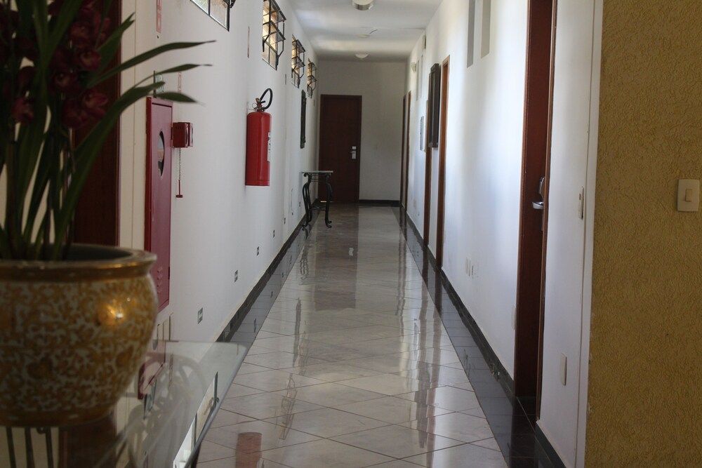 PARADIES HOTEL EXPRESS 2